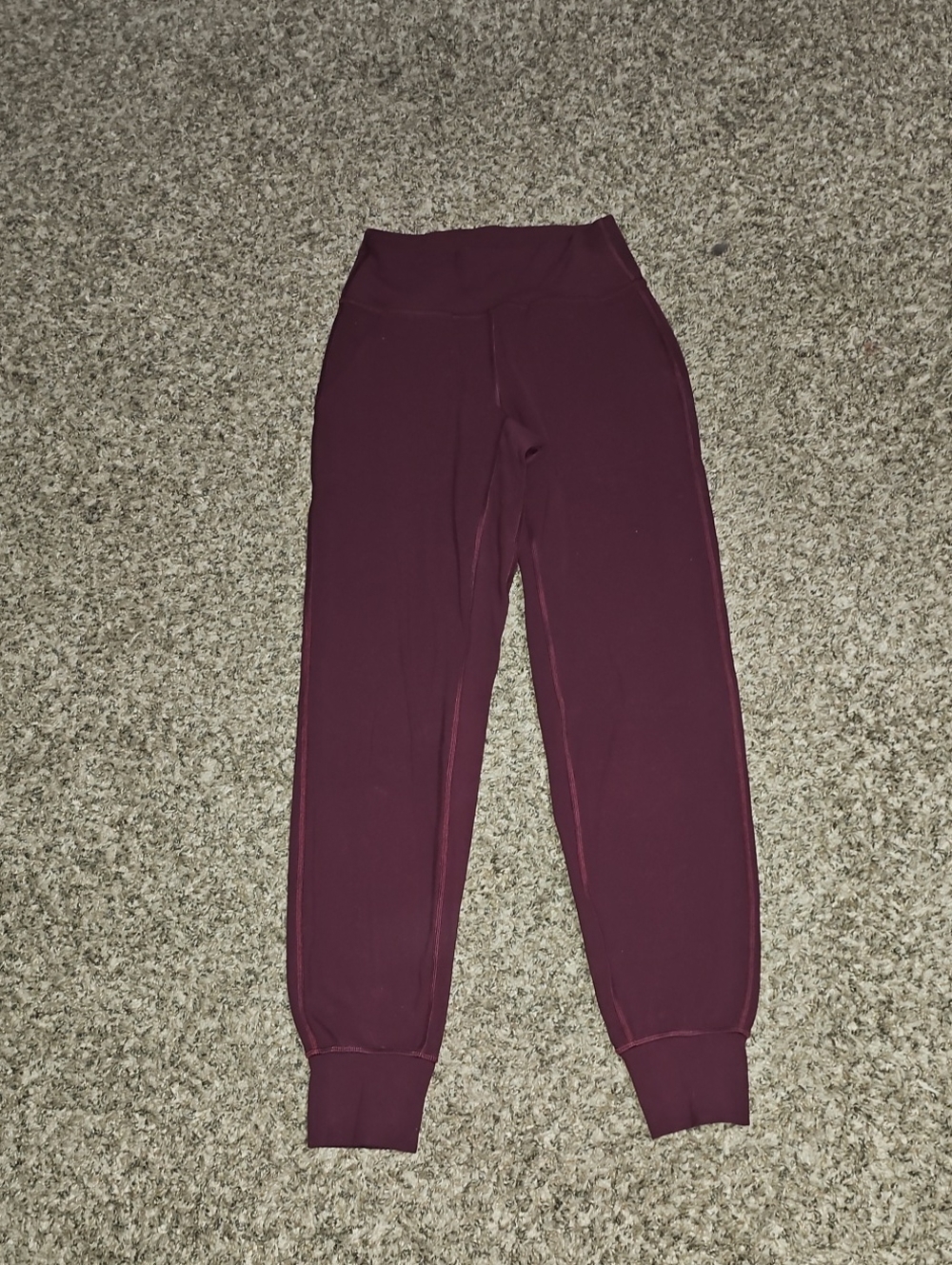 Lululemon Womens Align Joggers. Sz 2, 28" Inseam! Good Condition, Garnet